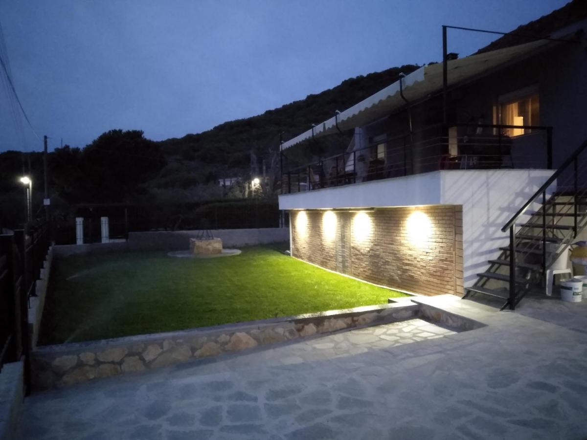 Villa Alexandra Nea Iraklitsa Exterior photo